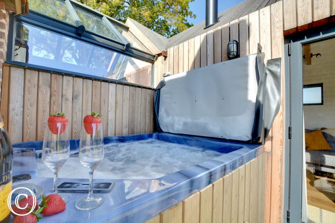 Perfect for a glass of bubbly - Lookers Legacy
