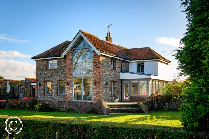 Exterior view of Vine Cottage